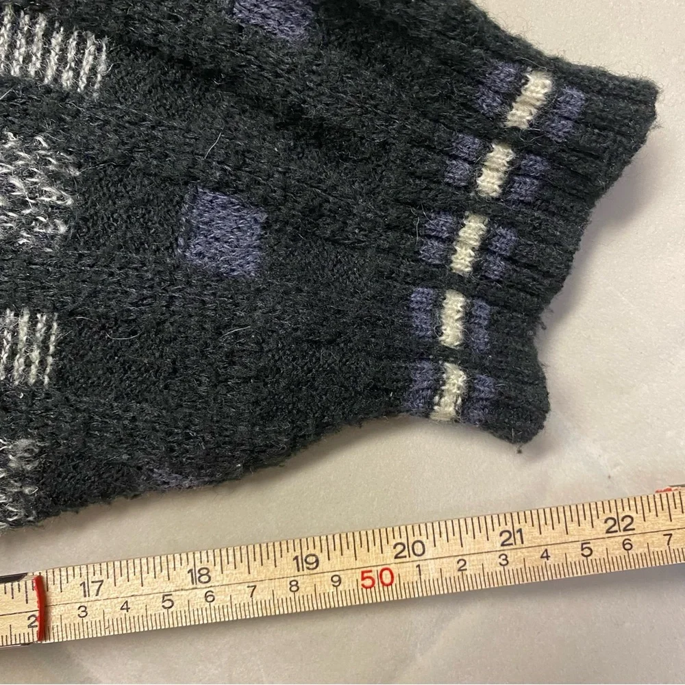 Vintage Daniel Hechter Men’s Sweater Paris France Mohair 3D Textured Knit 1990s